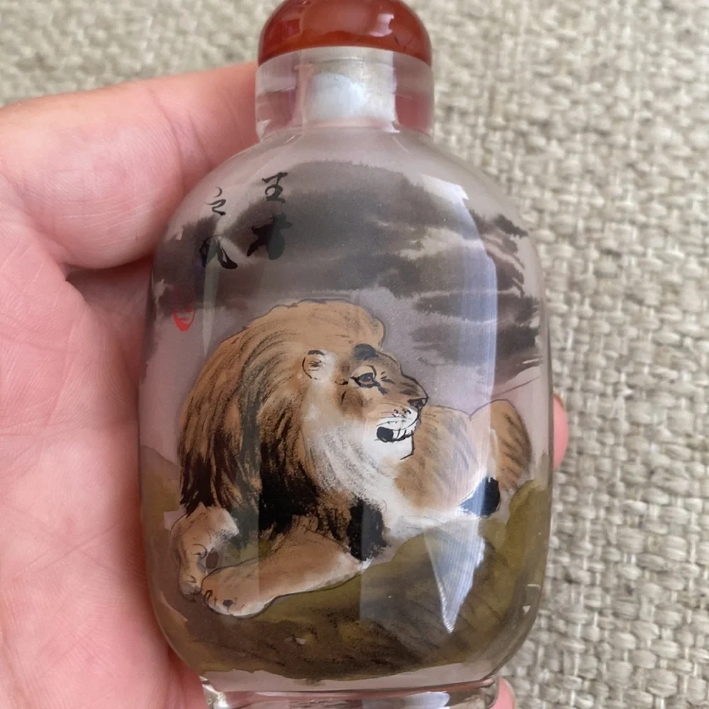 NWOT Chinese Reverse Painted Glass Snuff Bottle Double Scene Lion